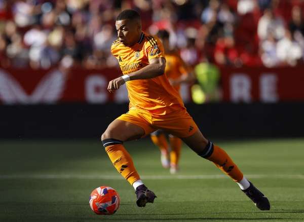 姆巴佩伤情好转有望首发 阿拉巴确认长期缺阵