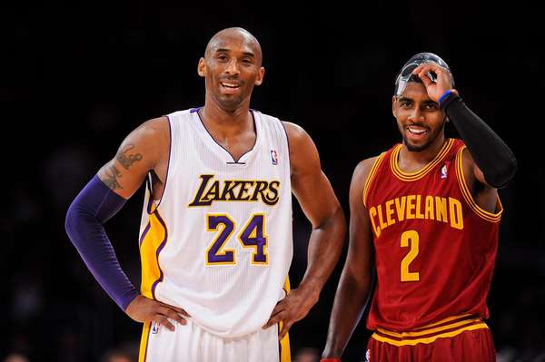 昔日队友揭秘:科比的极端求胜欲与欧文青涩时期的领导风格差异